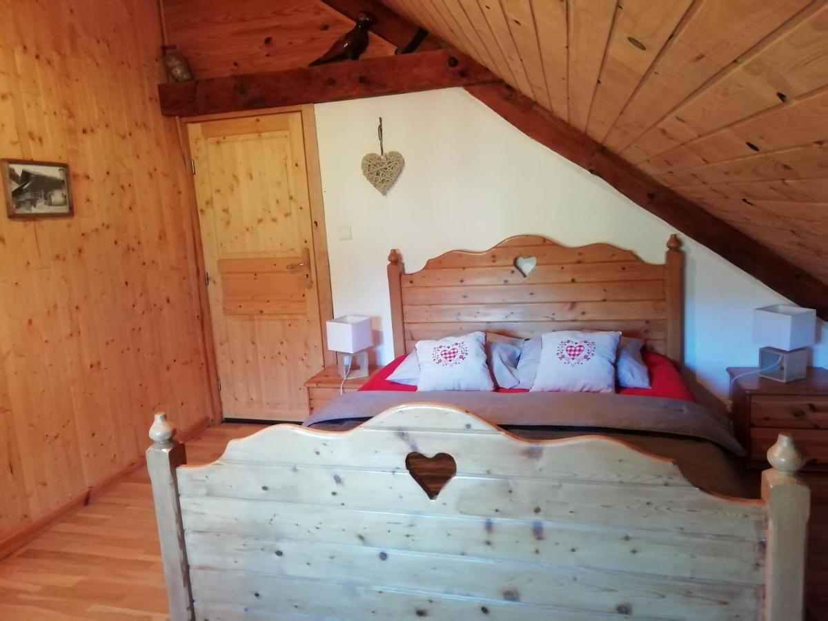 La Grange Bed & Breakfast Le Noyer  ภายนอก รูปภาพ